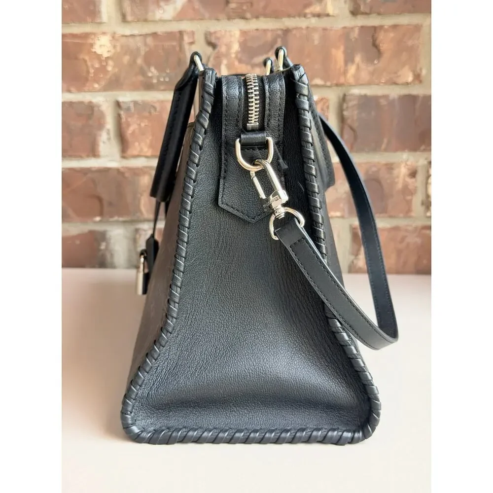 Louis Vuitton color black